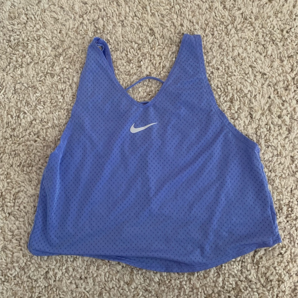 Cropped workout tank